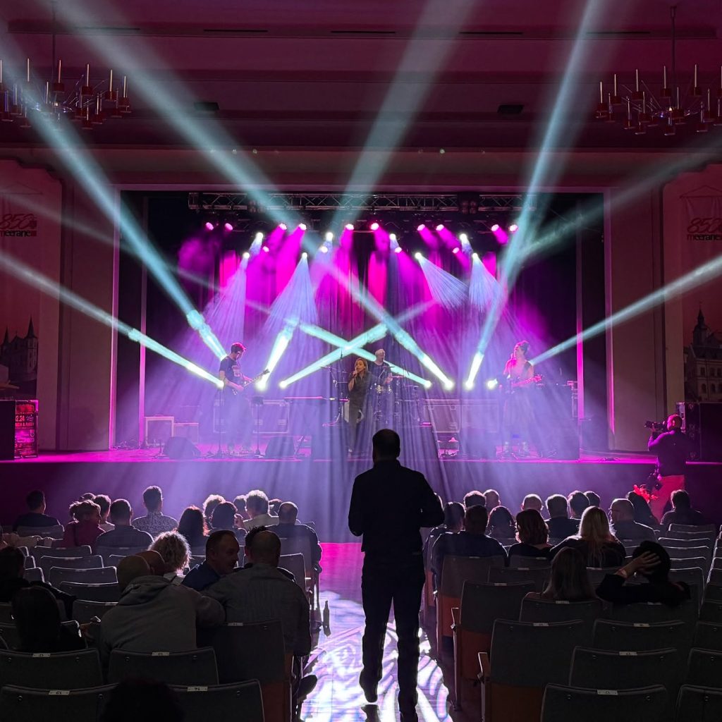 Instagram post from ls_lightdesign. This post is in position 3.