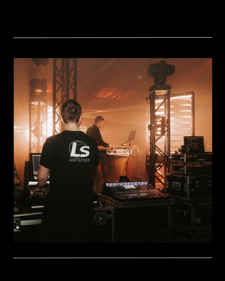 Instagram post from ls_lightdesign. This post is in position 8.